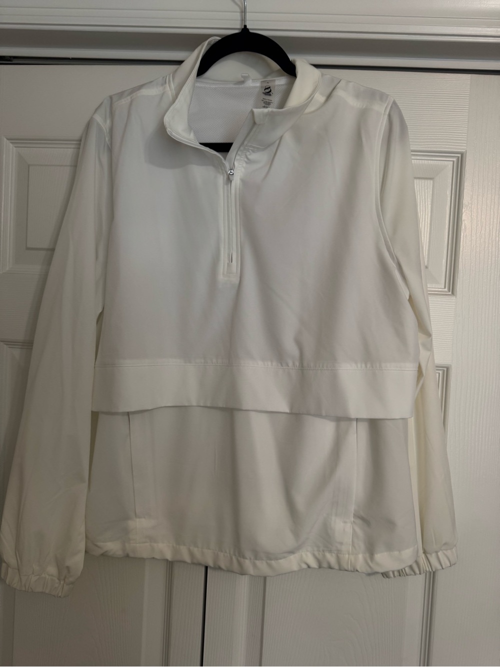 Lou & Grey White Mesh-Trim Active lightweight Pullover